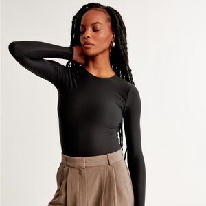 Abercrombie Soft Matte Seamless Long-Sleeve Crew Bodysuit in Black SIZE LARGE